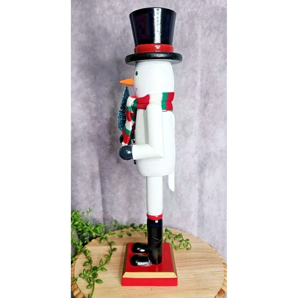 Snowman‎ Nutcracker Frosty Scarf Top Hat Wooden 15